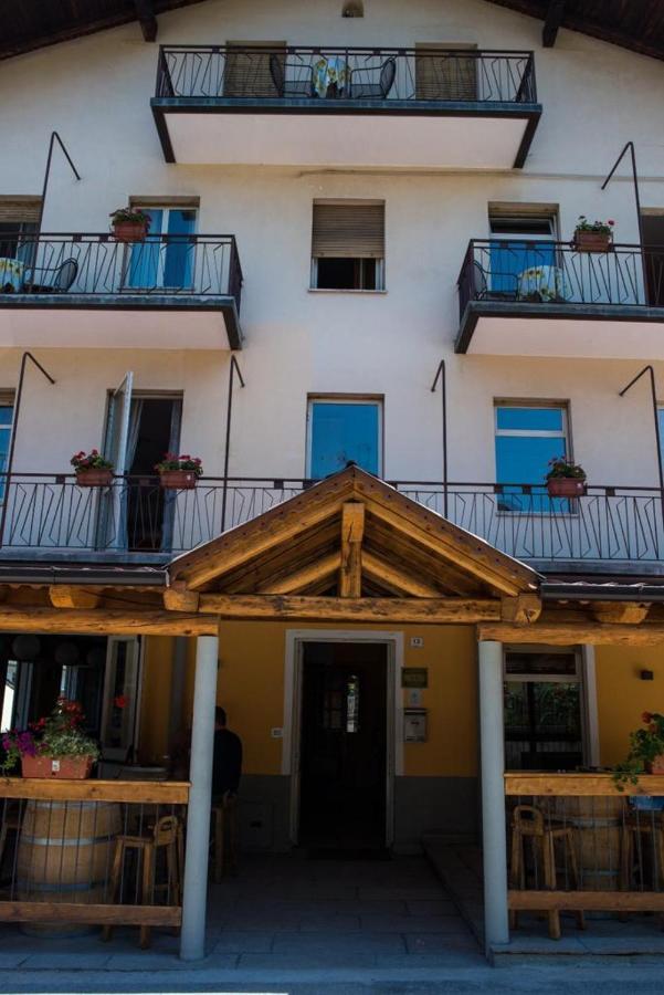 La Maison Ξενοδοχείο Aymavilles Εξωτερικό φωτογραφία